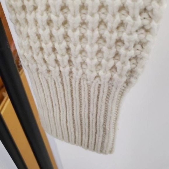 Cozy Spring Madewell Cream Sweater - Picture 6 of 9